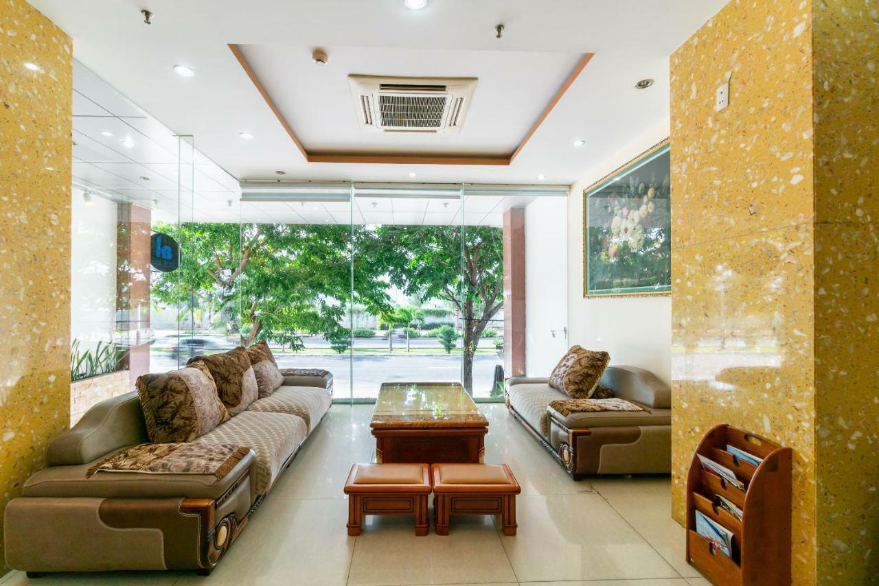 Oyo 375 Hoa Binh Hotel Da Nang Exterior foto