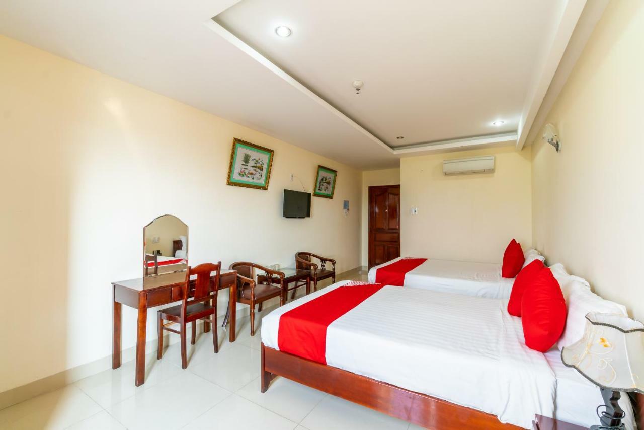 Oyo 375 Hoa Binh Hotel Da Nang Exterior foto