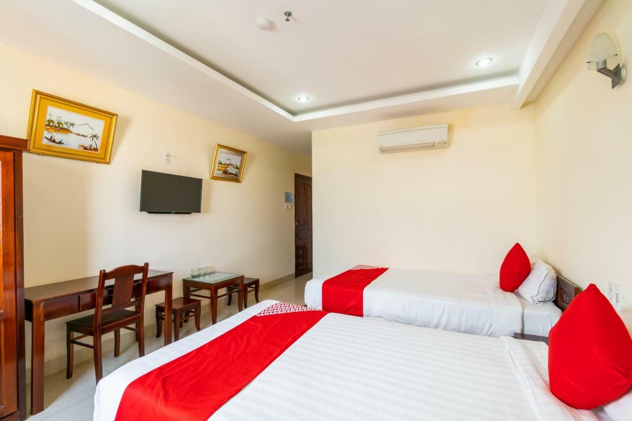 Oyo 375 Hoa Binh Hotel Da Nang Exterior foto